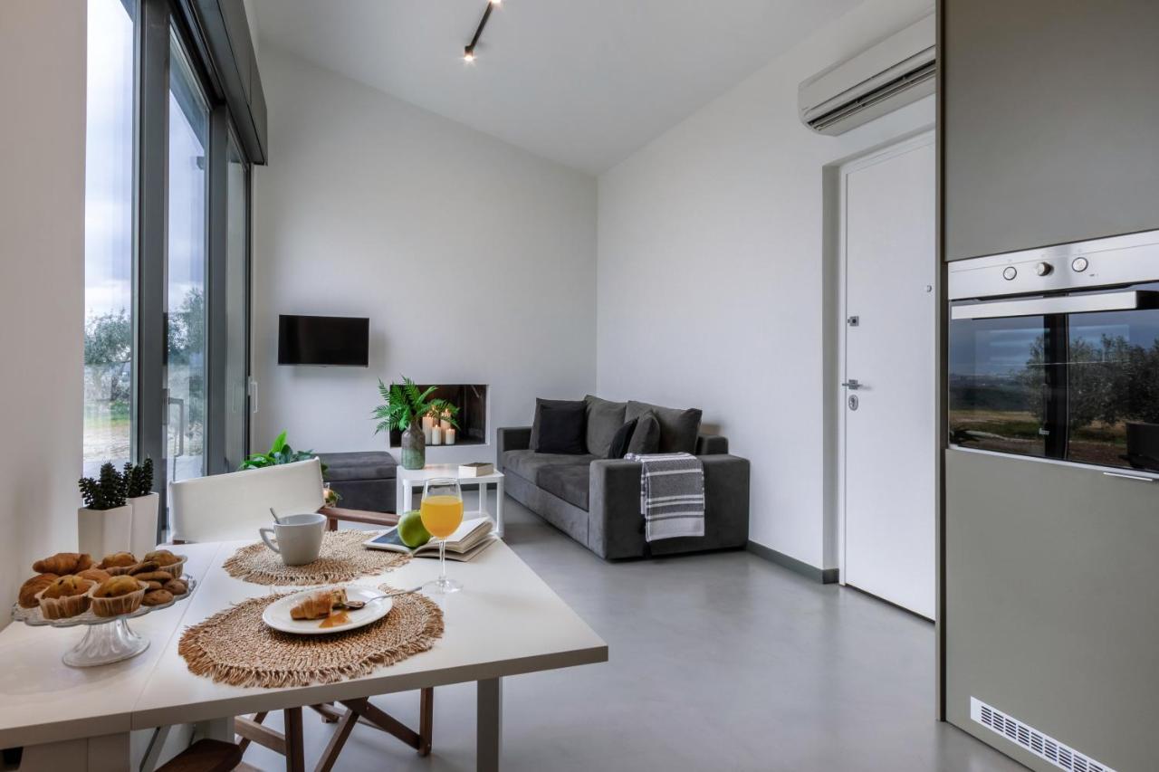 Assos Villas Corinth Exterior photo
